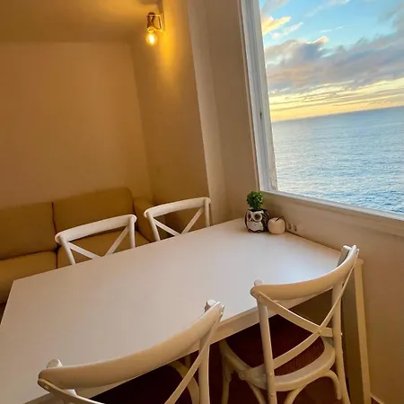 Inside The Wave A Apartment *