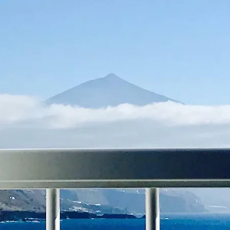 Apartment Inside The Wave A *